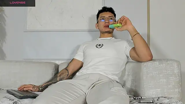 Alan Salazar online show from 06.18.26