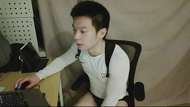 SexyKuikuiTop01 online show from 04.26.26