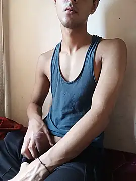 Snapshot of skinny_raj chatting on 06.28.26 skinny raj online show from 06.28.26