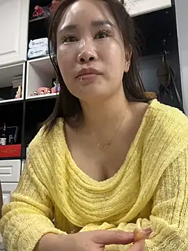 xiaoyan-888 online show from 04.23.26