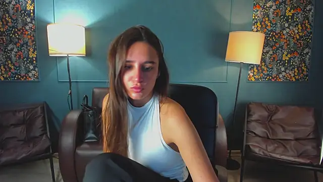 Snapshot of NicoleWells22 chatting on 05.15.26 NicoleWells22 online show from 05.15.26