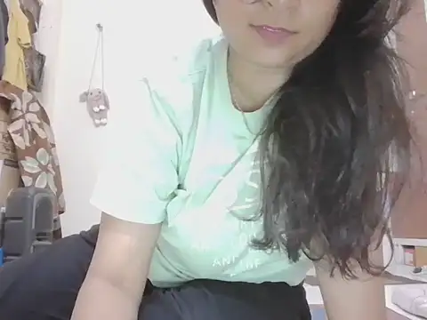Aayaat   online show from 06.16.26
