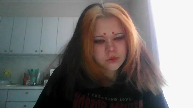 Snapshot of Amanda_Mia_ chatting on 05.19.26 Amanda Mia online show from 05.19.26
