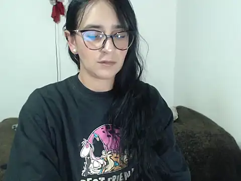 Snapshot of ASHLEYLOVE11 chatting on 05.11.26 ASHLEYLOVE11 online show from 05.11.26