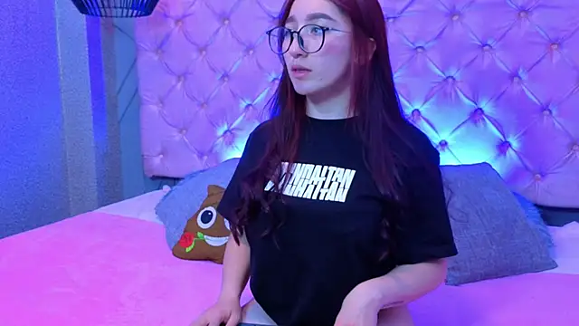 Mia-hot- online show from 06.06.26