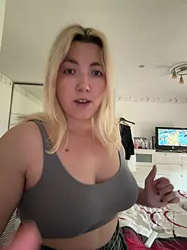 LaurasStar online show from 05.09.26
