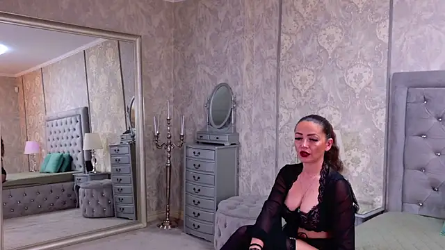 Snapshot of DonnaKleinn chatting on 05.11.26 DonnaKleinn online show from 05.11.26