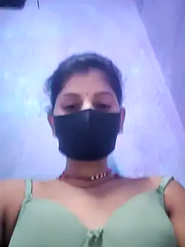 Snapshot of RUHI_1143 chatting on 05.31.26 RUHI 1143 online show from 05.31.26