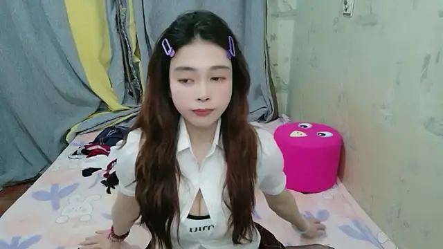 Snapshot of xiaoxiaohong030 chatting on 04.27.26 xiaoxiaohong030 online show from 04.27.26