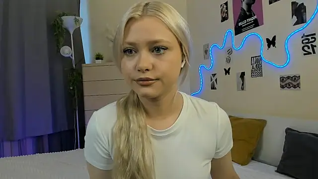 MidnightPoise online show from 07.09.26