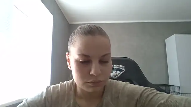  Linsyy ee  online show from 06.05.26