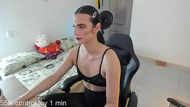  shantallskinny  online show from 06.01.26