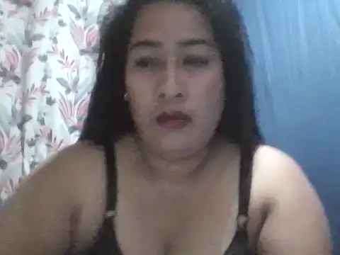 Snapshot of PinayAsh chatting on 05.12.26 PinayAsh online show from 05.12.26