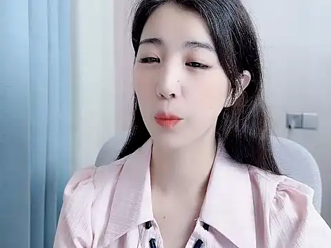 amy-6668 online show from 04.28.26