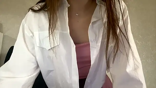 LisaSunrise online show from 04.28.26