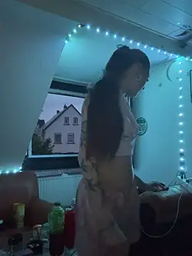 Lina-420 online show from 05.31.26