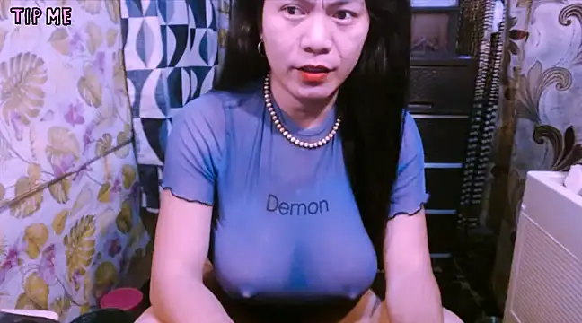 TSjuicyhotdrops online show from 01.15.25