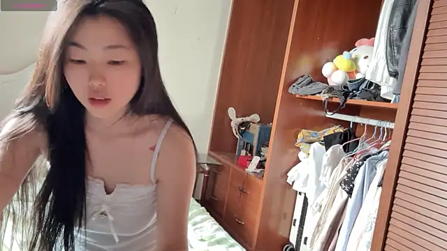 Snapshot of XIAOnaimao-001 chatting on 07.06.26 XIAOnaimao-001 online show from 07.06.26