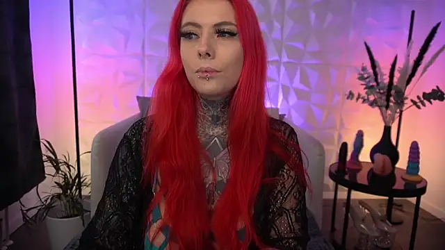 Snapshot of BonnieStylez chatting on 01.21.25 BonnieStylez online show from 01.21.25