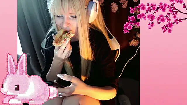 AmmiRinn online show from 06.13.26