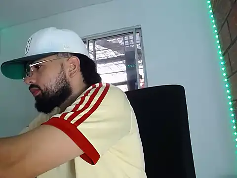 camilorestrepo77 online show from 05.26.26