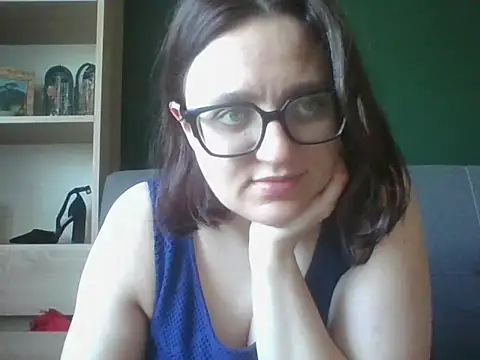 sensual paris online show from 04.28.26