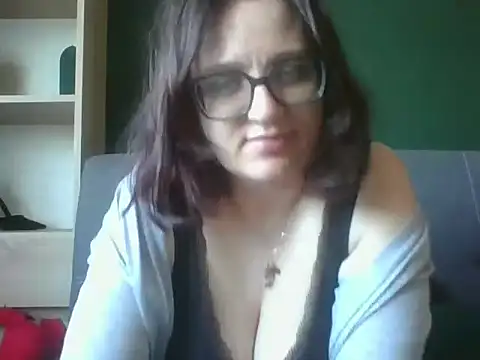 sensual paris online show from 04.30.26