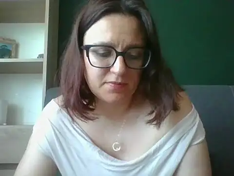 sensual paris online show from 06.08.26