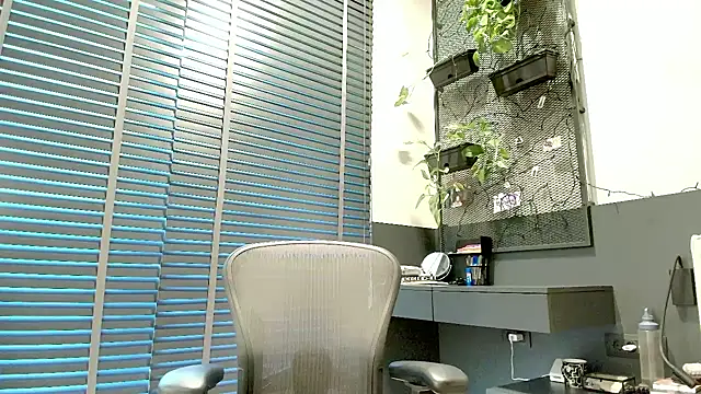 Snapshot of Peachy_ chatting on 05.10.26 Peachy online show from 05.10.26