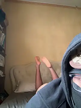 fedezeloofeet online show from 04.29.26