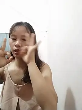 Snapshot of -Natina- chatting on 06.18.26 -Natina- online show from 06.18.26