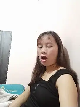 Snapshot of -Natina- chatting on 06.19.26 -Natina- online show from 06.19.26