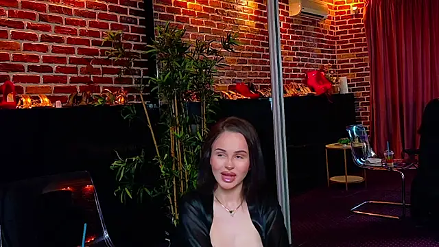 HannahIsabellee online show from 06.13.26