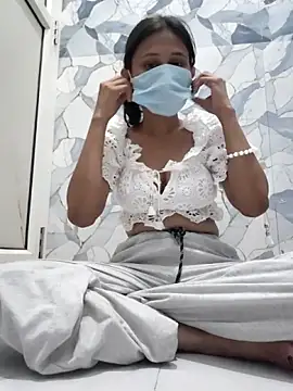 Snapshot of sassyygurl chatting on 05.08.26 sassyygurl online show from 05.08.26