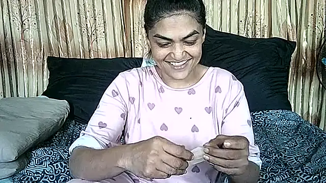 Snapshot of Indian_blaze006 chatting on 08.07.26 Indian blaze006 online show from 08.07.26