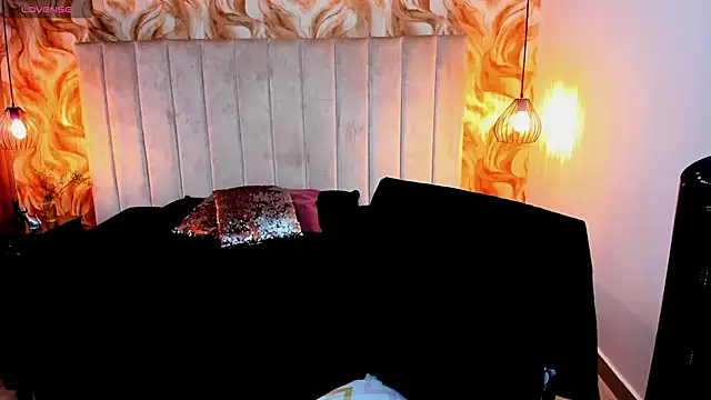 ChloeSmith9 online show from 06.11.26