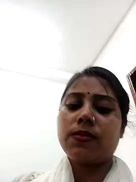 Snapshot of Simmi-00 chatting on 05.08.26 Simmi-00 online show from 05.08.26