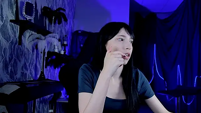SeraphineSparda online show from 07.06.26