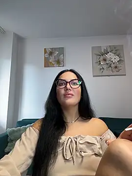Snapshot of AnyEvyy chatting on 06.22.26 AnyEvyy online show from 06.22.26