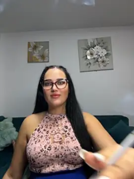 Snapshot of AnyEvyy chatting on 07.17.26 AnyEvyy online show from 07.17.26