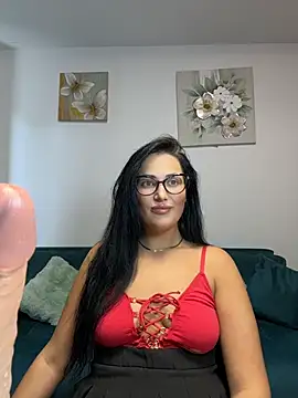 Snapshot of AnyEvyy chatting on 07.28.26 AnyEvyy online show from 07.28.26