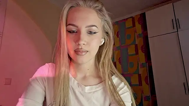 Katrinethequeen online show from 06.13.26
