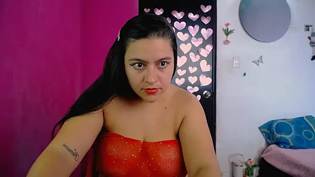 Snapshot of Kiara_tits chatting on 05.03.26 Kiara tits online show from 05.03.26