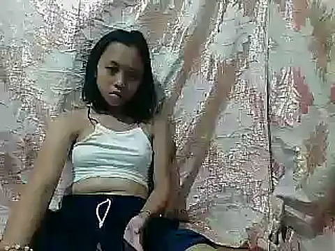 Yours AsianPinayGirl18 online show from 05.03.26