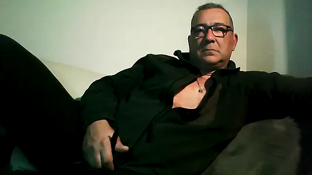 Soloyan online show from 11.25.25