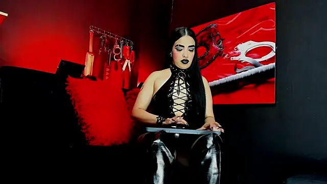 LeahStones online show from 07.06.26