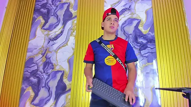 Alisson Santiel online show from 06.26.26