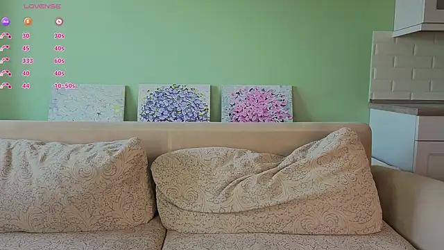 Chanelbayerr online show from 05.17.26