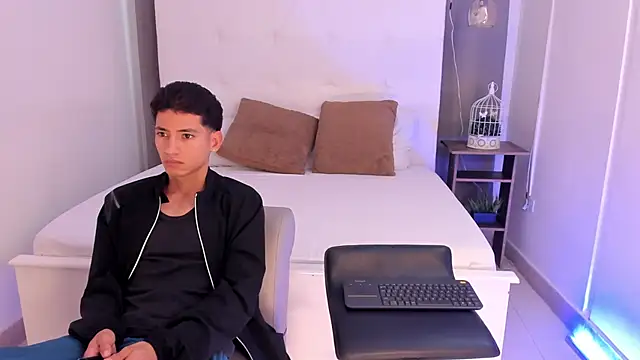 Alejo-and-Thiago online show from 05.19.26
