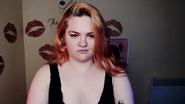 Snapshot of RinaRiii chatting on 06.10.26 RinaRiii online show from 06.10.26